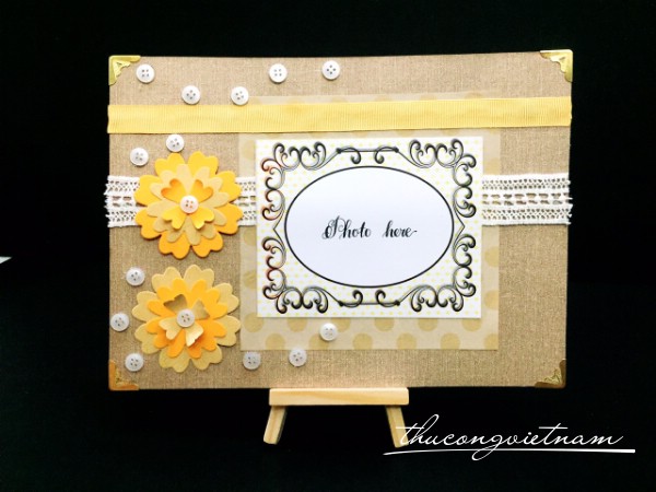 Khung ảnh giấy vintage có đế gỗ mẫu 4
